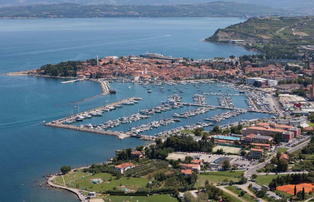 Apartma Ema Izola Extérieur photo